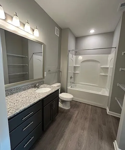 Spartan Ridge Apartments — Photo 8