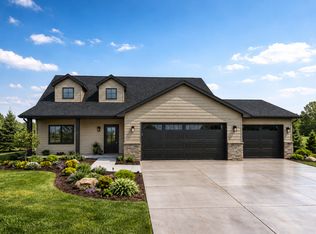 502 15th St NE, Dilworth, MN 56529