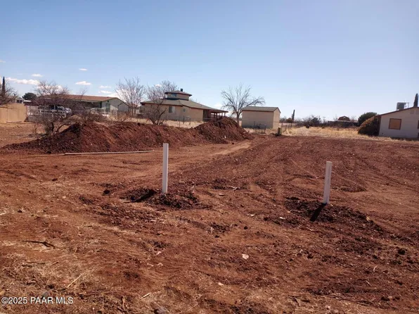 20301 E Sierra Dr, Mayer, AZ 86333
