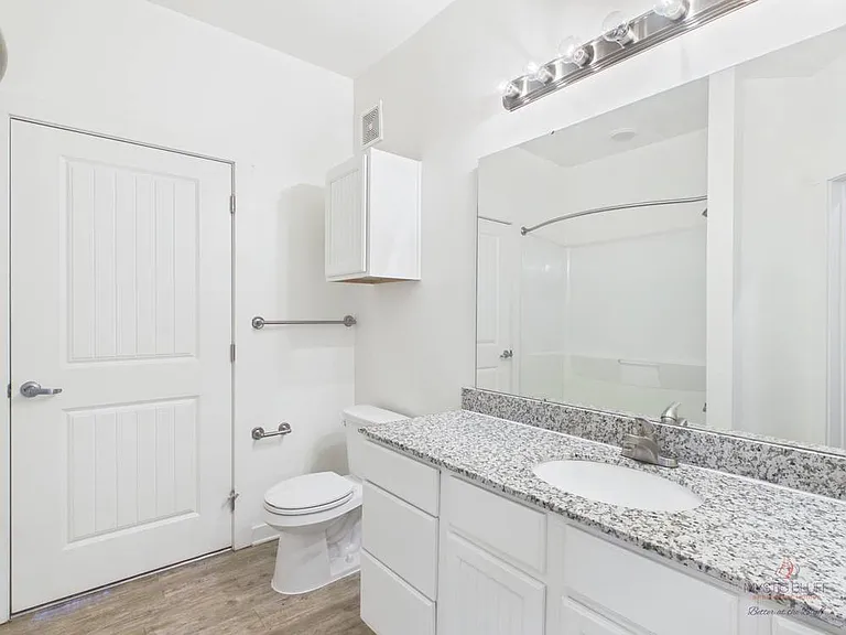 305 Mohegan Ave #8101 — Photo 21