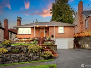 3542 43rd Avenue W, Seattle, WA 98199