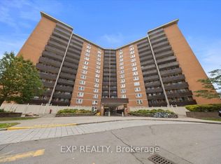 2000 Jasmine Cres #1517, Ottawa, ON K1J 8K4