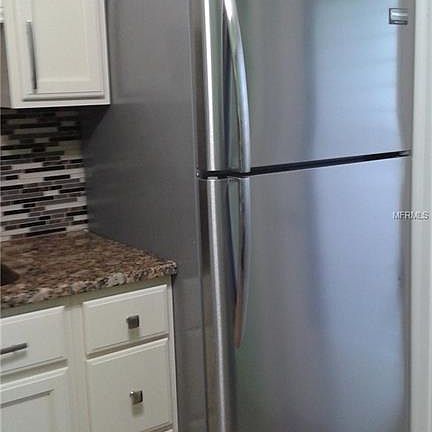 4th image of 8101 11th St N APT 227