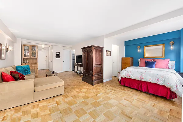 Sold by Douglas Elliman | media 1