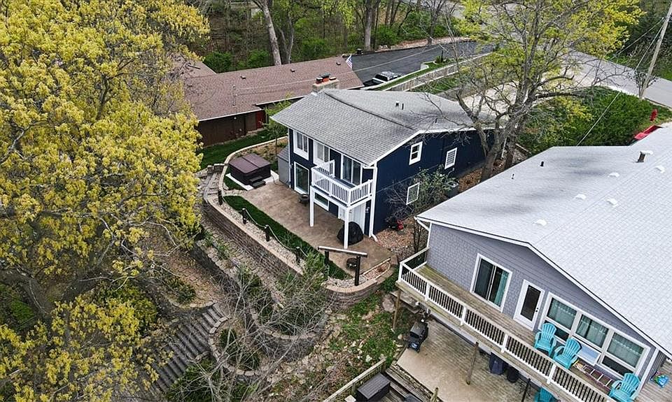 749 NW South Shore Dr, Lake Waukomis, MO 64151 Zillow