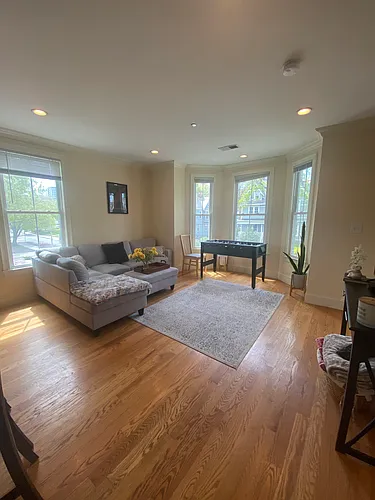 11 Sparhawk St #13 Photo 1