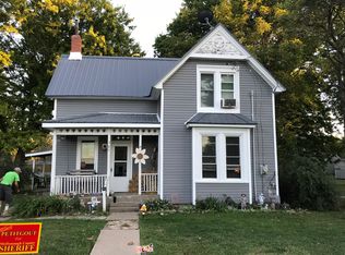 305 W South St, Colchester, IL 62326
