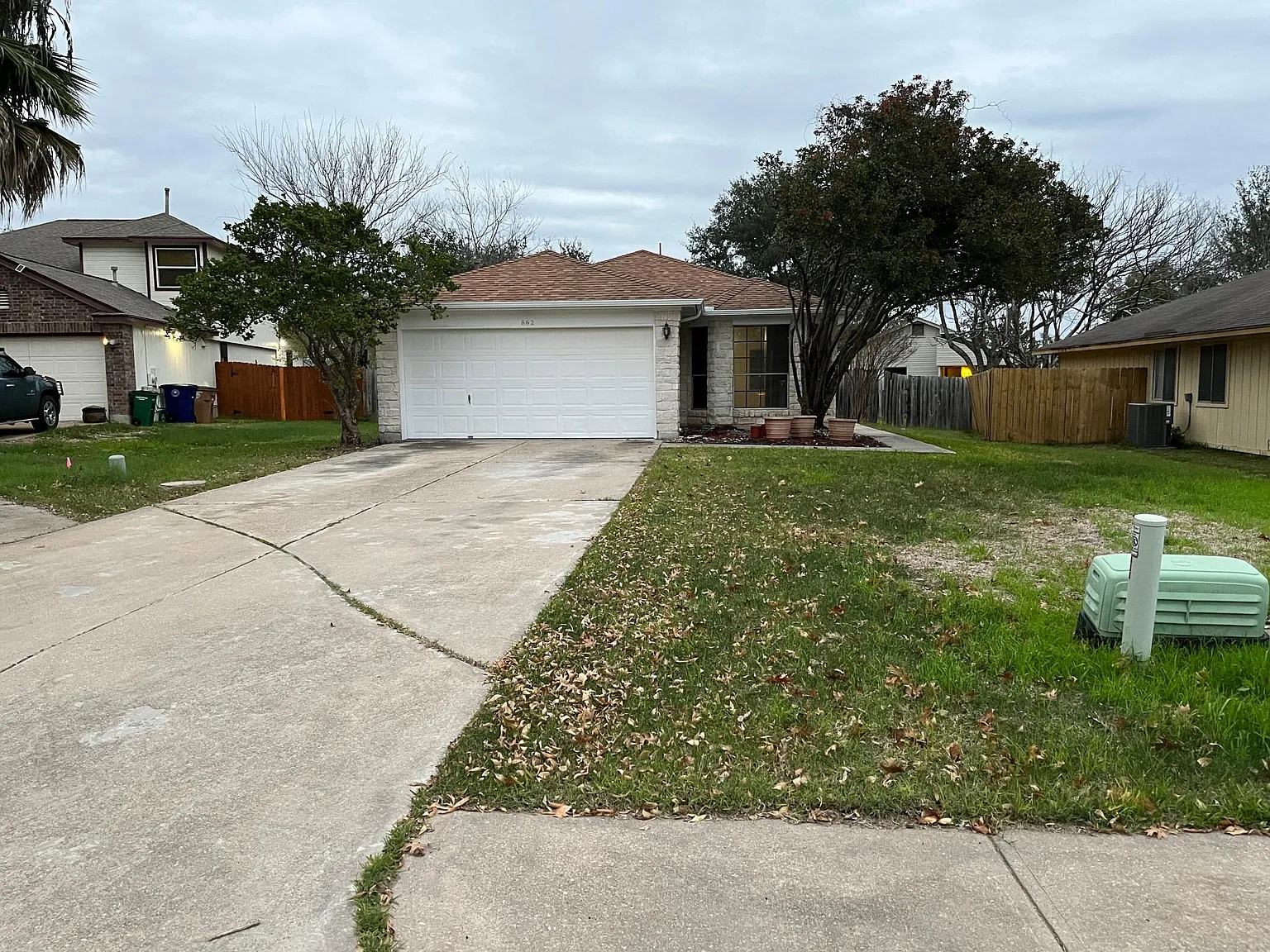 3 bed, 1247 sqft, $2,195 — Photo 2