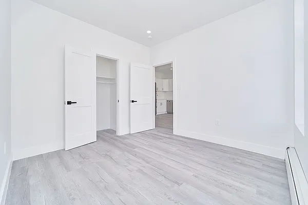 Rented by The Agency | media 6