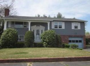 126 Tolpa Cir, Chicopee, MA 01020