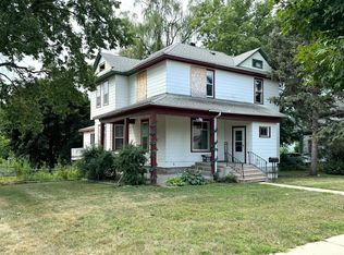 1001 W 4th Ave, Mitchell, SD 57301