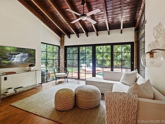 5th image of 2620 Alhambra Cir