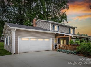 206 Hudson Cajah Mountain Rd, Hudson, NC 28638