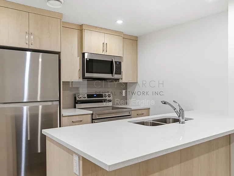 181 Setonstone Grn SE #B — Photo 8