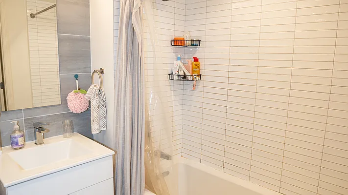 Rented by Nooklyn NYC LLC | media 15