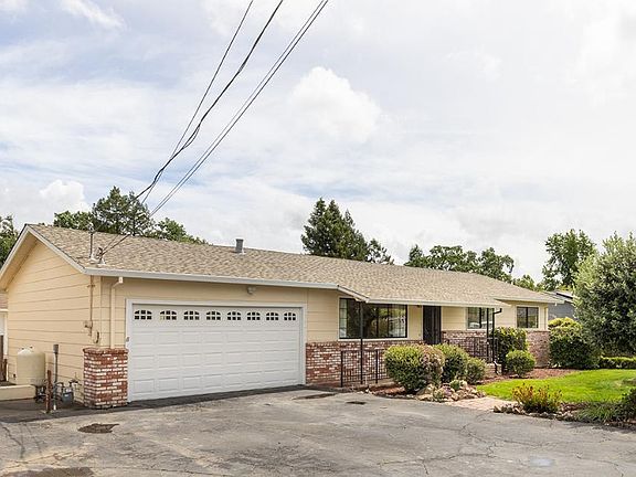 4th image of 1522 Lupine Drive