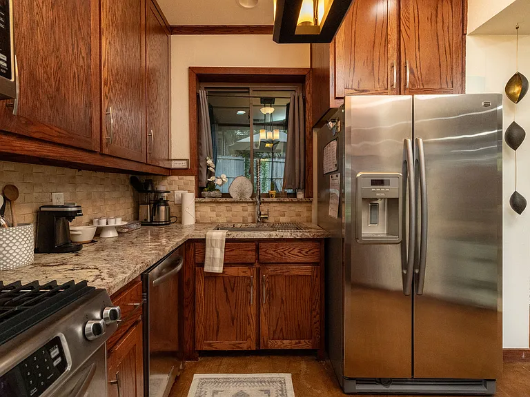 508 W Louisiana St — Photo 22