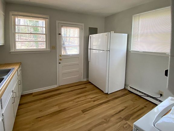 4th image of 203 Angier Dr APT 4