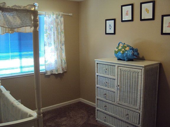 5th image of 1296 Spruce Ln APT 38