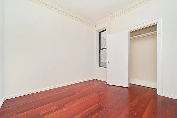 Rented by Living New York | media 12