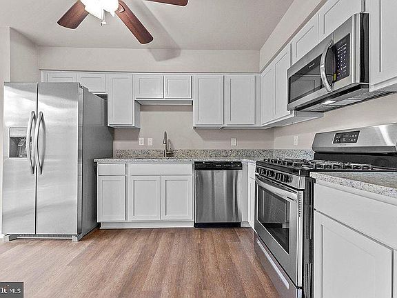 4th image of 10644 Wakeman Dr