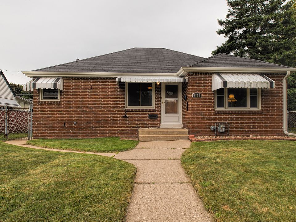 1st image of 3800 S Kinnickinnic Ave