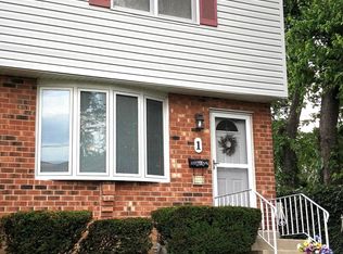 1 Riverview Ave, Ridley Park, PA 19078