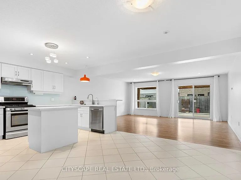 1831 Reilly Walk — Photo 4