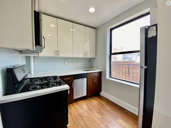 608 West 190th Street image 1 of 5