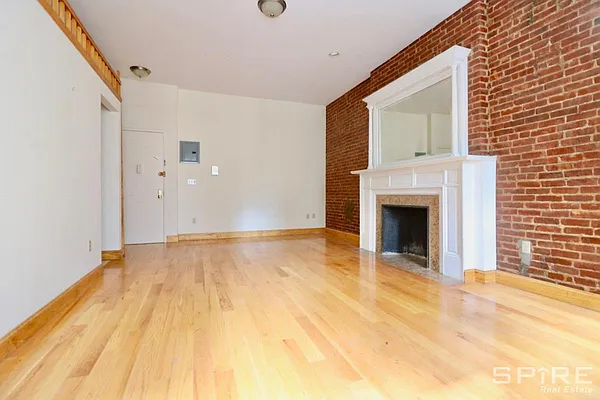 Rented by Spire Group | media 2