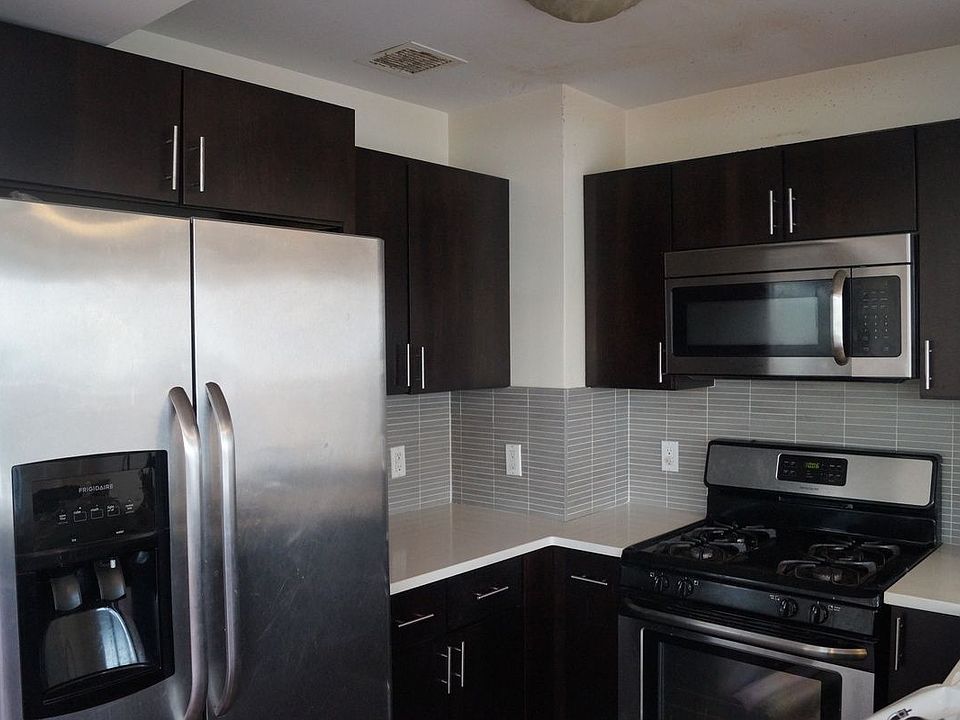 1st image of 517 Court St #4F
