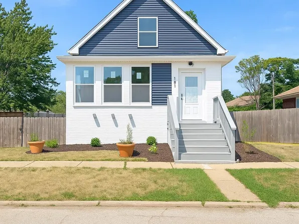 1384 Roosevelt St, Gary, IN 46404