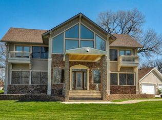 3350 Evergreen Ave, Des Moines, IA 50320