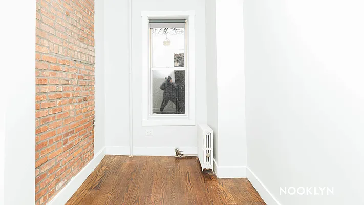 Rented by Nooklyn NYC LLC | media 7