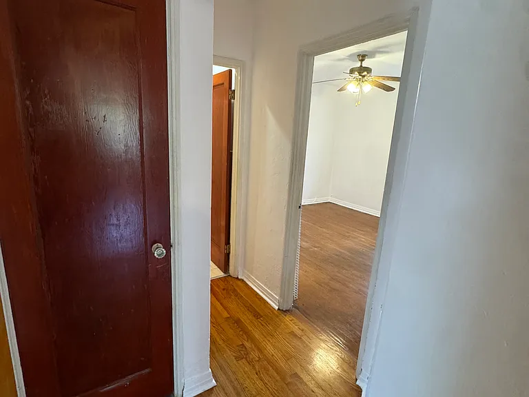 1810 SW 24th Ter — Photo 9