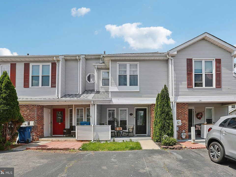1st image of 116 Lake Arrowhead Cir