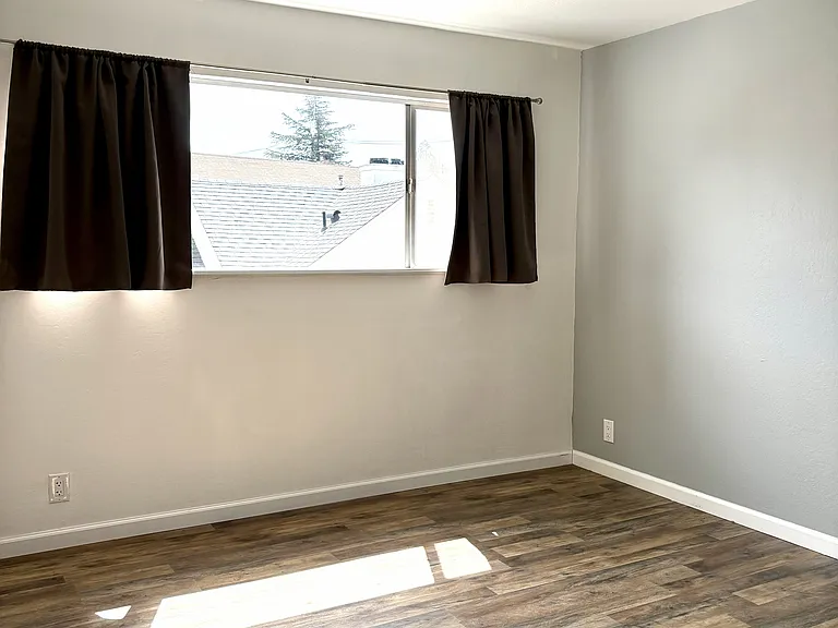 1721 Berkeley Way #4 — Photo 12