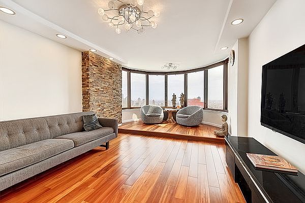 1st image of 330 E 38th St APT 49L