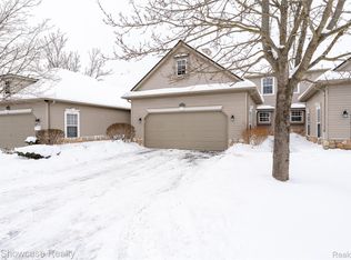 4509 Alexander Pines Dr, Clarkston, MI 48346