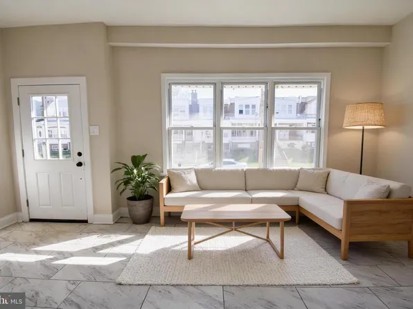 112 Lafayette Ave, Collingdale, PA 19023