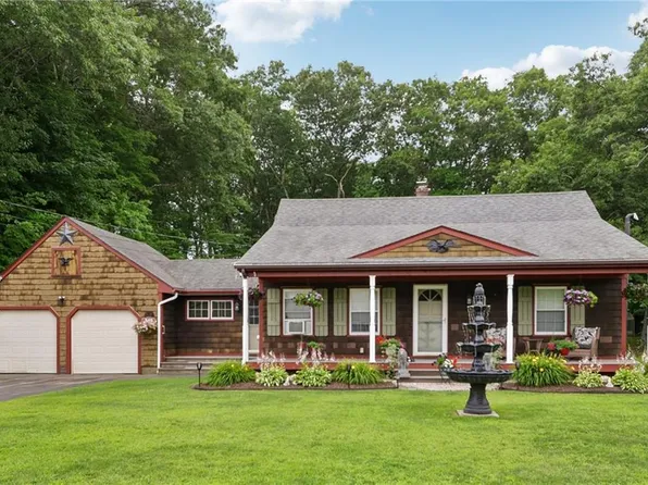 345 Central St, Burrillville, RI 02830