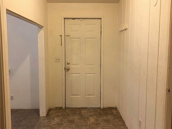 3rd image of 12707 Vernon Ave SW