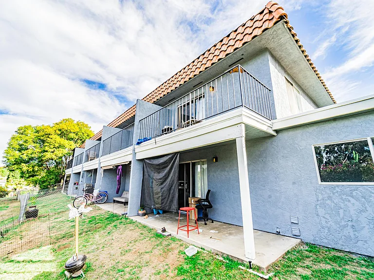 240 Iron Dr #4 — Photo 17