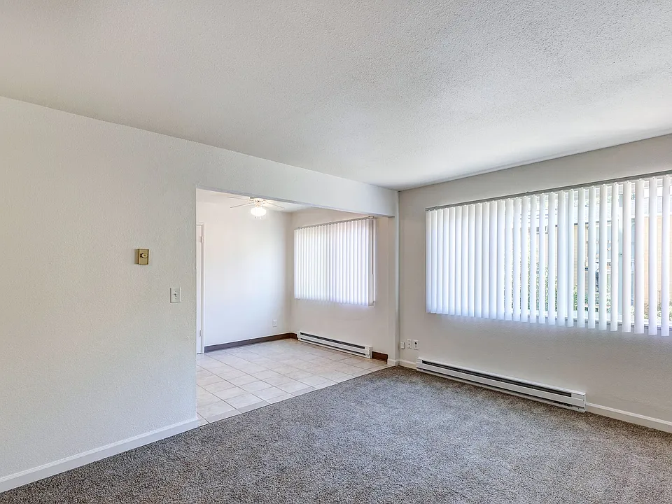 Countrywood Apartments