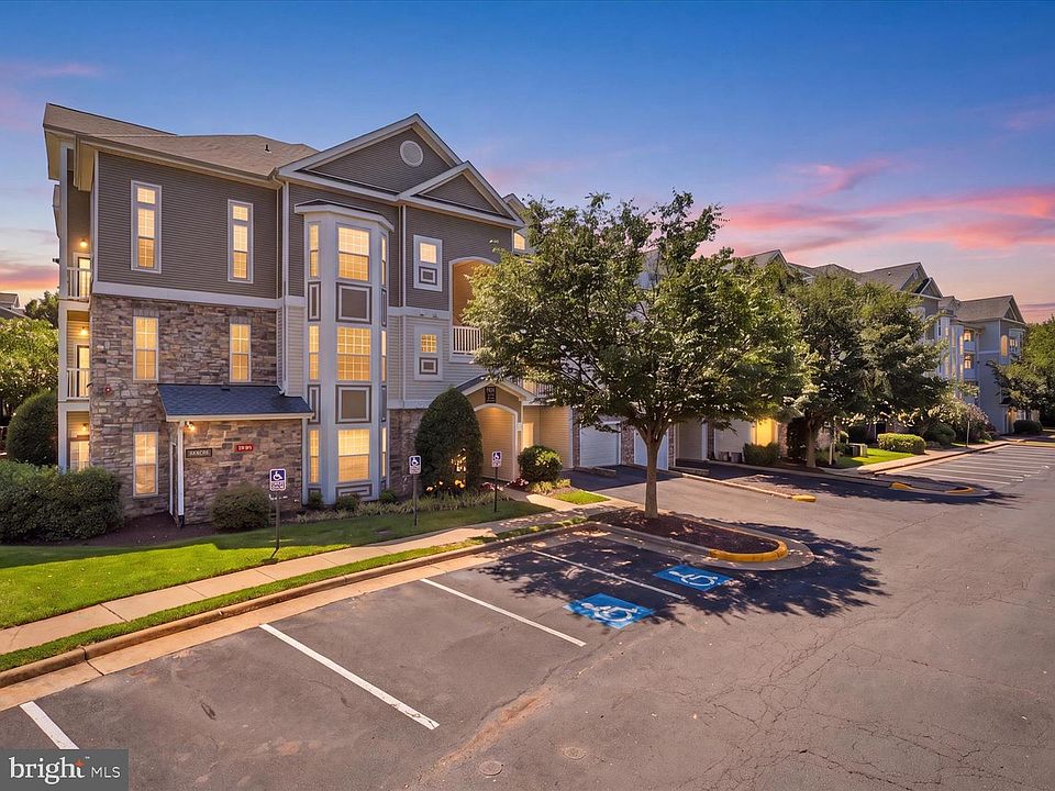 1st image of 504 Sunset View Ter SE Unit 301