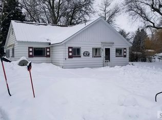 30 E Cedar St, Parker, ID 83438