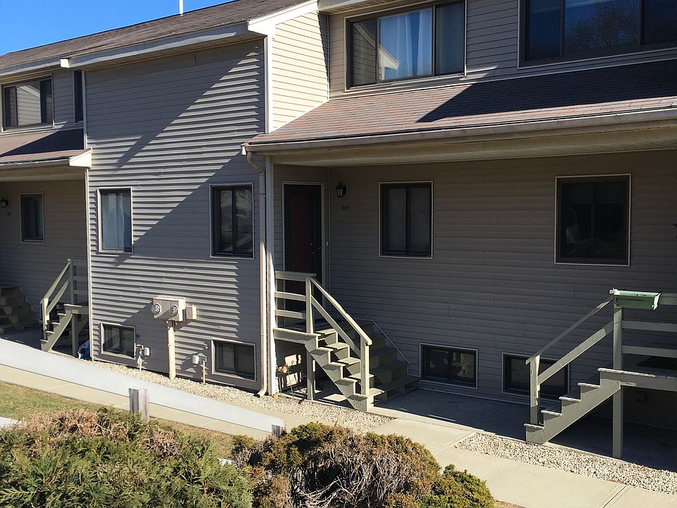 1st image of 141 Highwood Dr