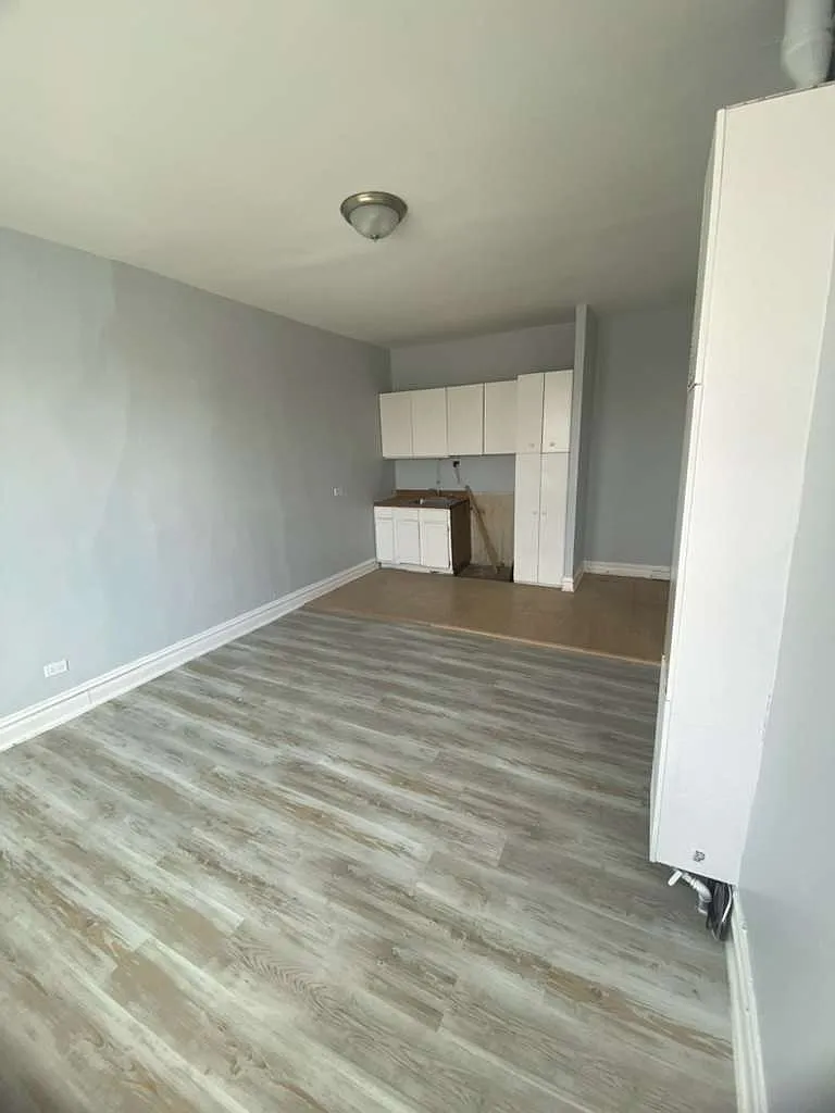 5960 Roosevelt Road UNIT 5 - 5 — Photo 3