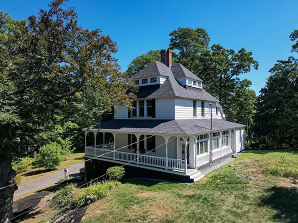 25 Cedar St, Clinton, MA 01510