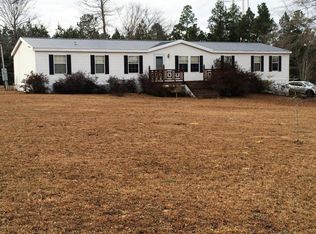 18 Horse Creek Rd, Mchenry, MS 39561